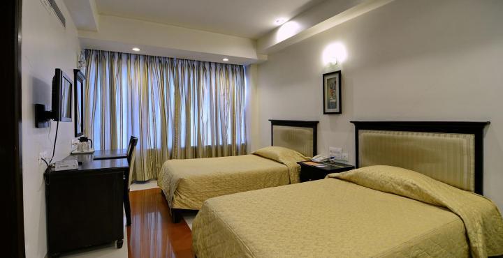 Отель Ambience Executive Pimpri-Chinchwad Экстерьер фото