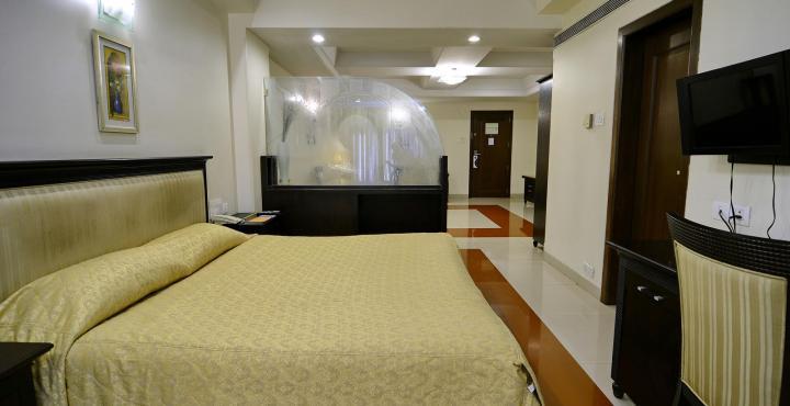 Отель Ambience Executive Pimpri-Chinchwad Экстерьер фото